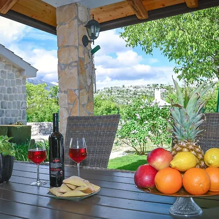 Silentio Dalmatia * Makarska