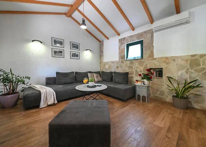 Semesterbostad Silentio Dalmatia Makarska