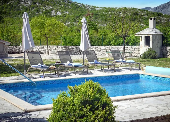 Silentio Dalmatia * Makarska